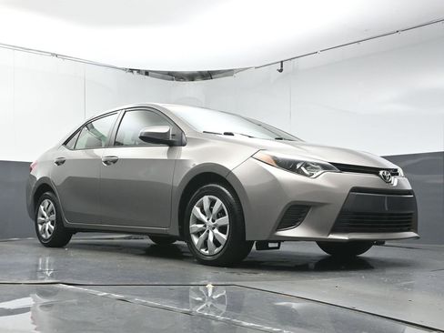 Used 2016 Toyota Corolla L image 29
