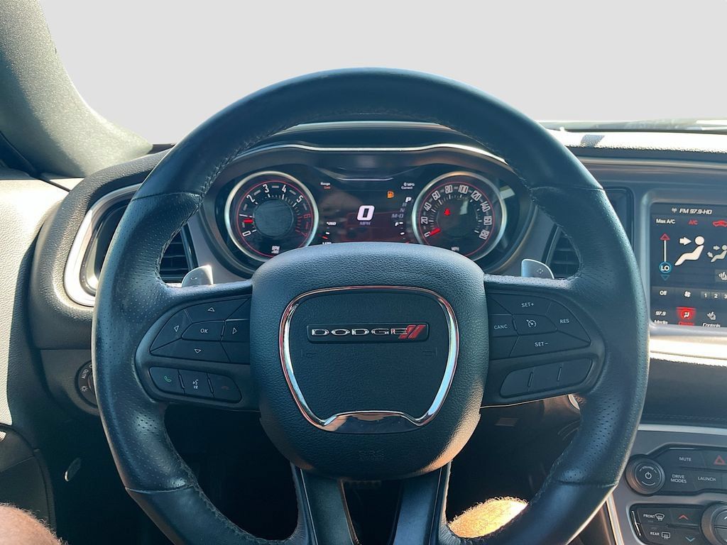Used 2022 Dodge Challenger R/T Scat Pack RWD image 11