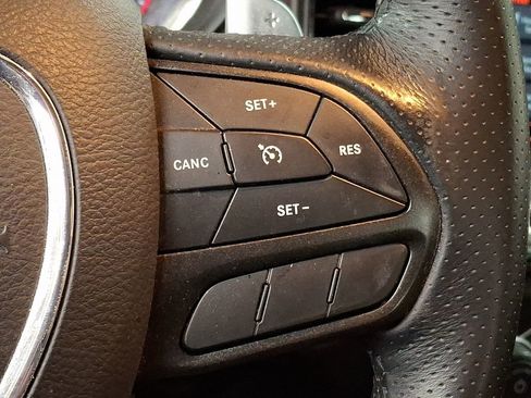 Used 2021 Dodge Charger SXT w/ Plus Group image 18