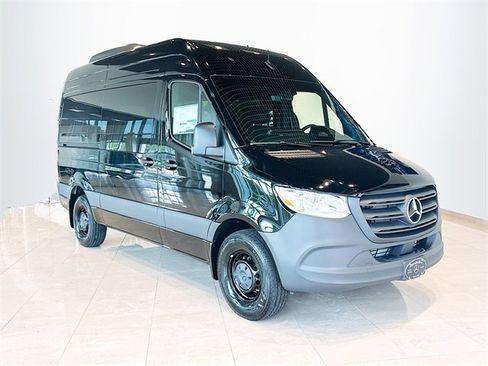 New 2025 Mercedes-Benz Sprinter 2500 image 1