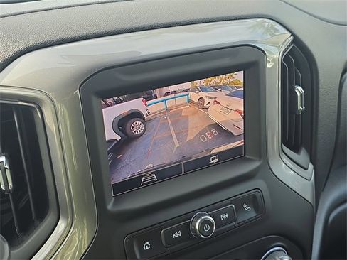 Used 2025 Chevrolet Silverado 1500 Custom image 22