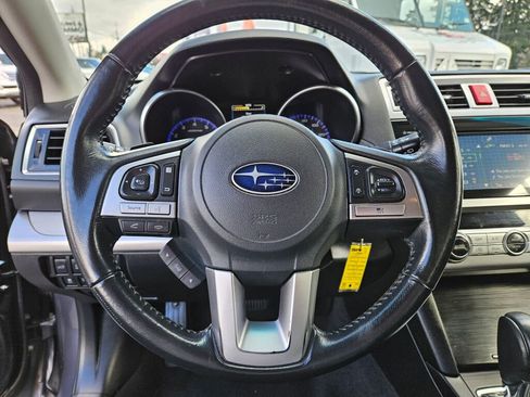 Used 2015 Subaru Outback 2.5i Premium image 19