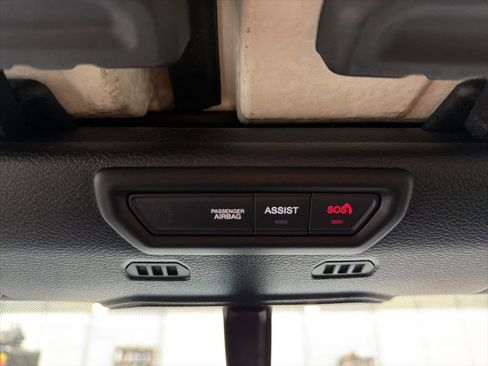 Used 2023 Jeep Gladiator Sport image 40