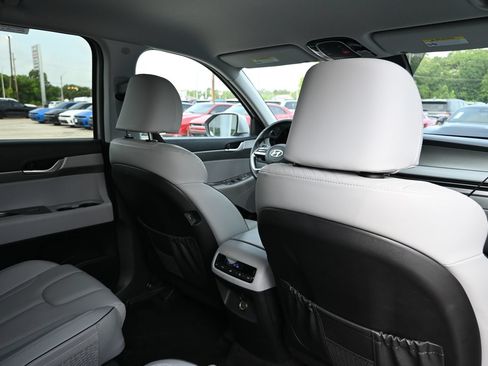 Used 2025 Hyundai Palisade SEL FWD image 39