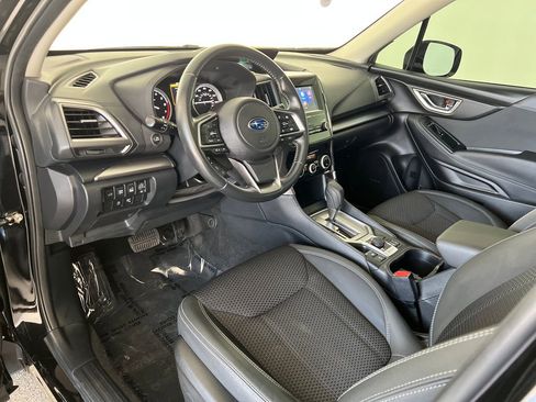 Used 2024 Subaru Forester Premium AWD/4WD image 19