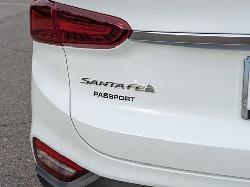 Used 2020 Hyundai Santa Fe SEL FWD image 11