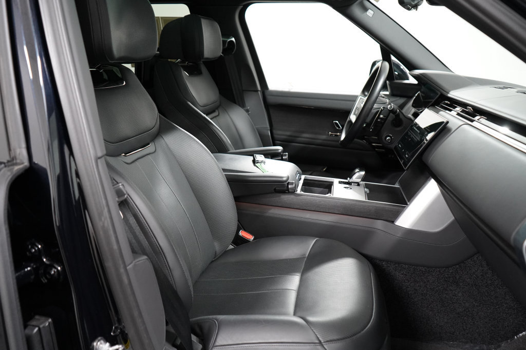 Used 2024 Land Rover Range Rover SV AWD/4WD image 26