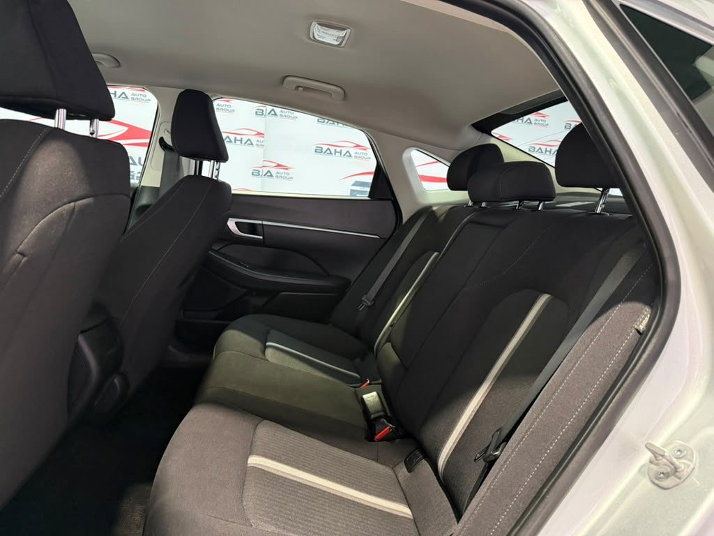 Used 2025 Hyundai Sonata SEL FWD image 35