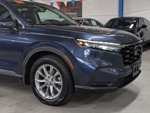 Used 2023 Honda CR-V EX-L image 3