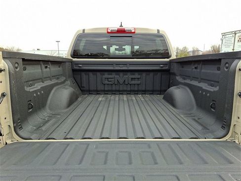 Used 2022 GMC Canyon AT4 image 29