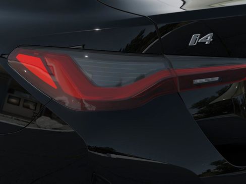 New 2026 BMW i4 xDrive40i AWD/4WD image 8