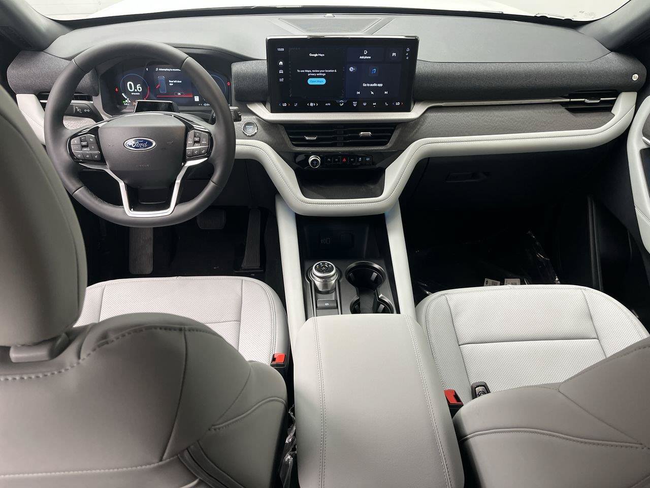 New 2027 Ford Explorer Platinum w/ 3.0L Ultimate Package AWD/4WD image 4