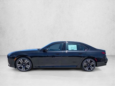 New 2026 BMW 740i RWD image 5