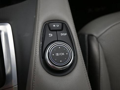 Used 2023 INFINITI QX50 Luxe FWD image 22