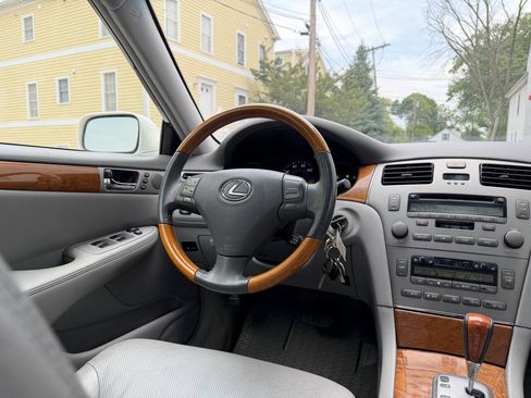 Used 2005 Lexus ES 330 FWD image 33
