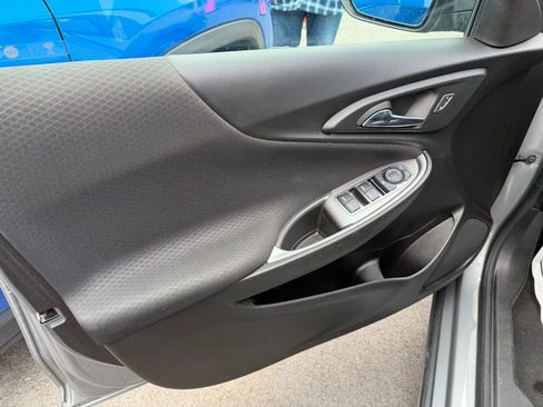 Used 2023 Chevrolet Malibu LT image 12