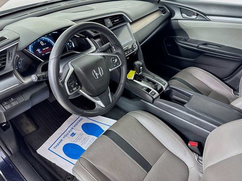 Used 2017 Honda Civic Touring image 11