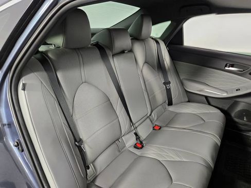 Used 2021 Toyota Avalon Limited w/ Advanced Safety Package FWD image 16