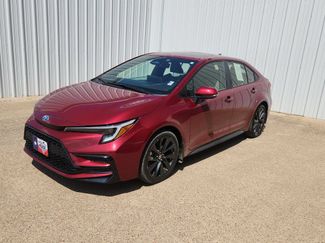 Used 2025 Toyota Corolla SE w/ SE Premium Package FWD video 1