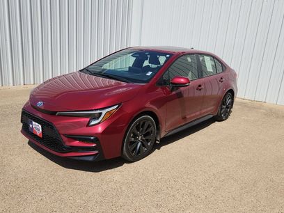 Used 2025 Toyota Corolla SE w/ SE Premium Package