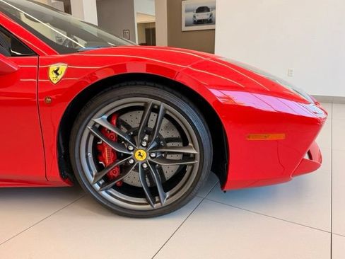 Used 2018 Ferrari 488 Spider RWD image 35