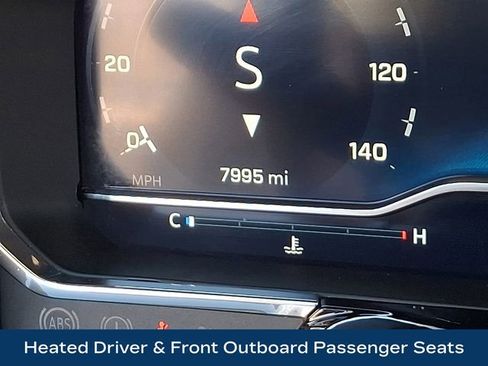 Used 2024 Chevrolet Silverado 1500 LT image 24