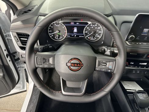 New 2026 Nissan Rogue Rock Creek image 11