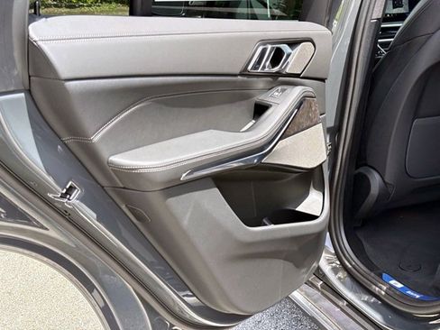 New 2026 BMW X5 sDrive40i RWD image 13