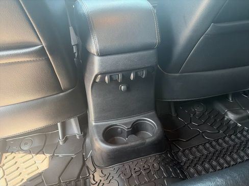 Used 2016 Jeep Wrangler Unlimited Sport AWD/4WD image 15