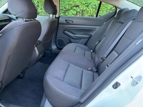 Used 2025 Nissan Altima 2.5 SV FWD image 25