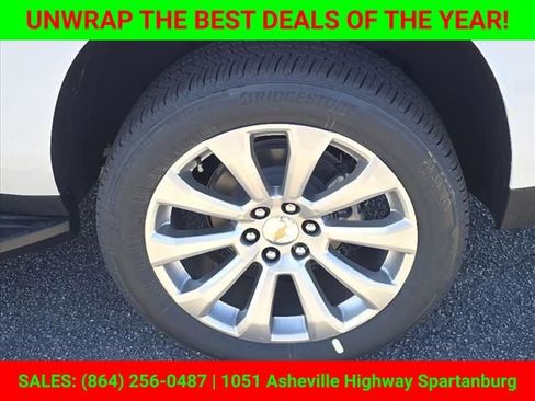 New 2025 Chevrolet Suburban Premier image 18