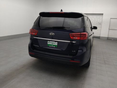 Used 2020 Kia Sedona LX FWD image 7