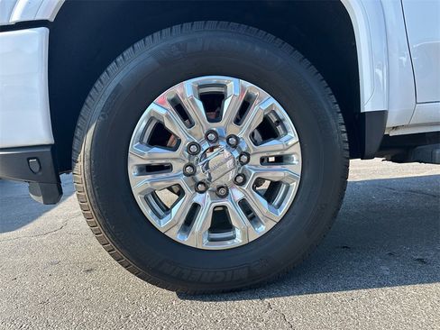 Used 2020 GMC Sierra 2500 Denali w/ Denali Ultimate Package image 12