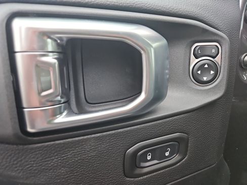 New 2026 Jeep Gladiator Rubicon w/ Safety Group AWD/4WD image 22