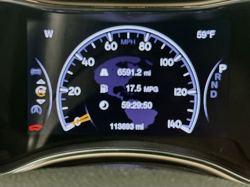 Used 2017 Jeep Grand Cherokee Laredo image 18