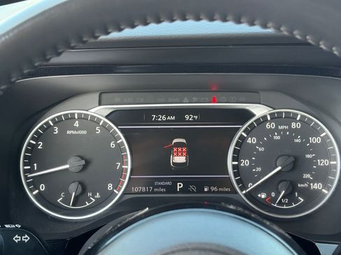 Used 2022 Nissan Pathfinder SV FWD image 22