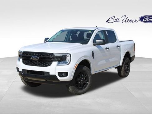 New 2026 Ford Ranger XLT w/ Black Appearance Package image 17