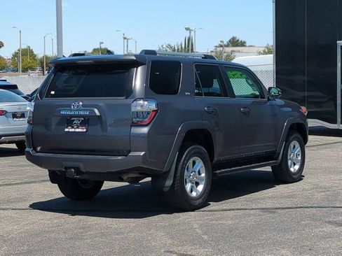 Used 2020 Toyota 4Runner SR5 Premium AWD/4WD image 8