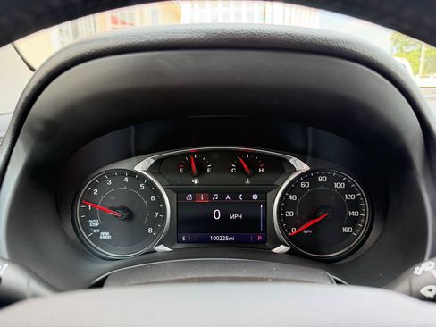 Used 2020 GMC Terrain SLT AWD/4WD image 12