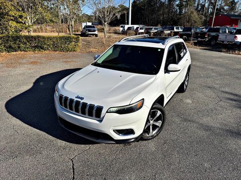 Used 2019 Jeep Cherokee Limited image 30