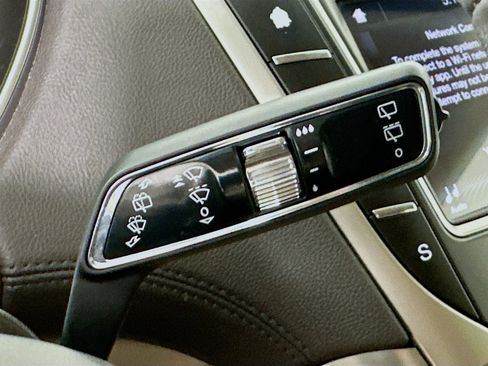 Used 2019 Lincoln Nautilus FWD image 21
