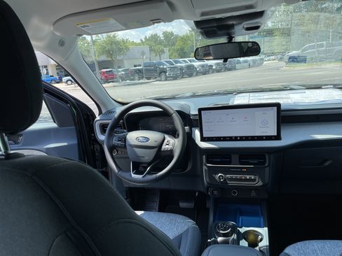 New 2025 Ford Maverick XLT w/ XLT Luxury Package image 40