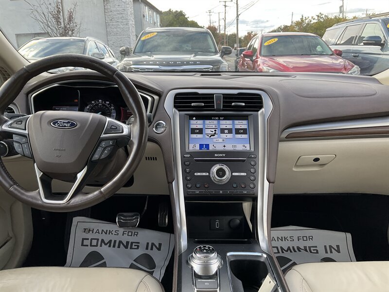 Used 2017 Ford Fusion Platinum AWD/4WD image 13