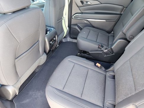 New 2026 Chevrolet Traverse LT image 25