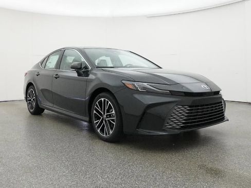 New 2026 Toyota Camry XLE image 29