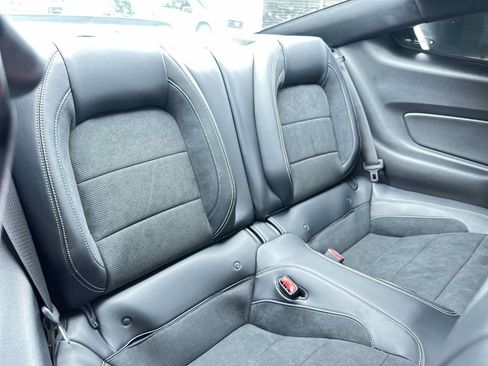 Used 2016 Ford Mustang Shelby GT350 w/ Technology Package RWD image 18