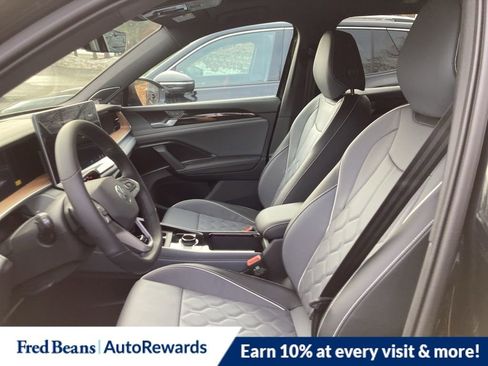 New 2026 Volkswagen Tiguan SEL R-Line image 11