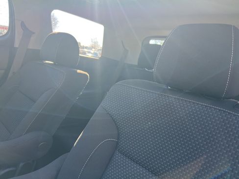 Used 2022 GMC Acadia SLE w/ Driver Convenience Package image 26