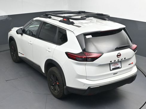 Certified 2025 Nissan Rogue SV AWD/4WD image 37