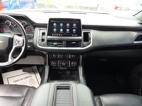 Used 2021 Chevrolet Suburban LT RWD image 24